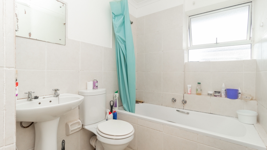 2 Bedroom Property for Sale in Pinelands Western Cape